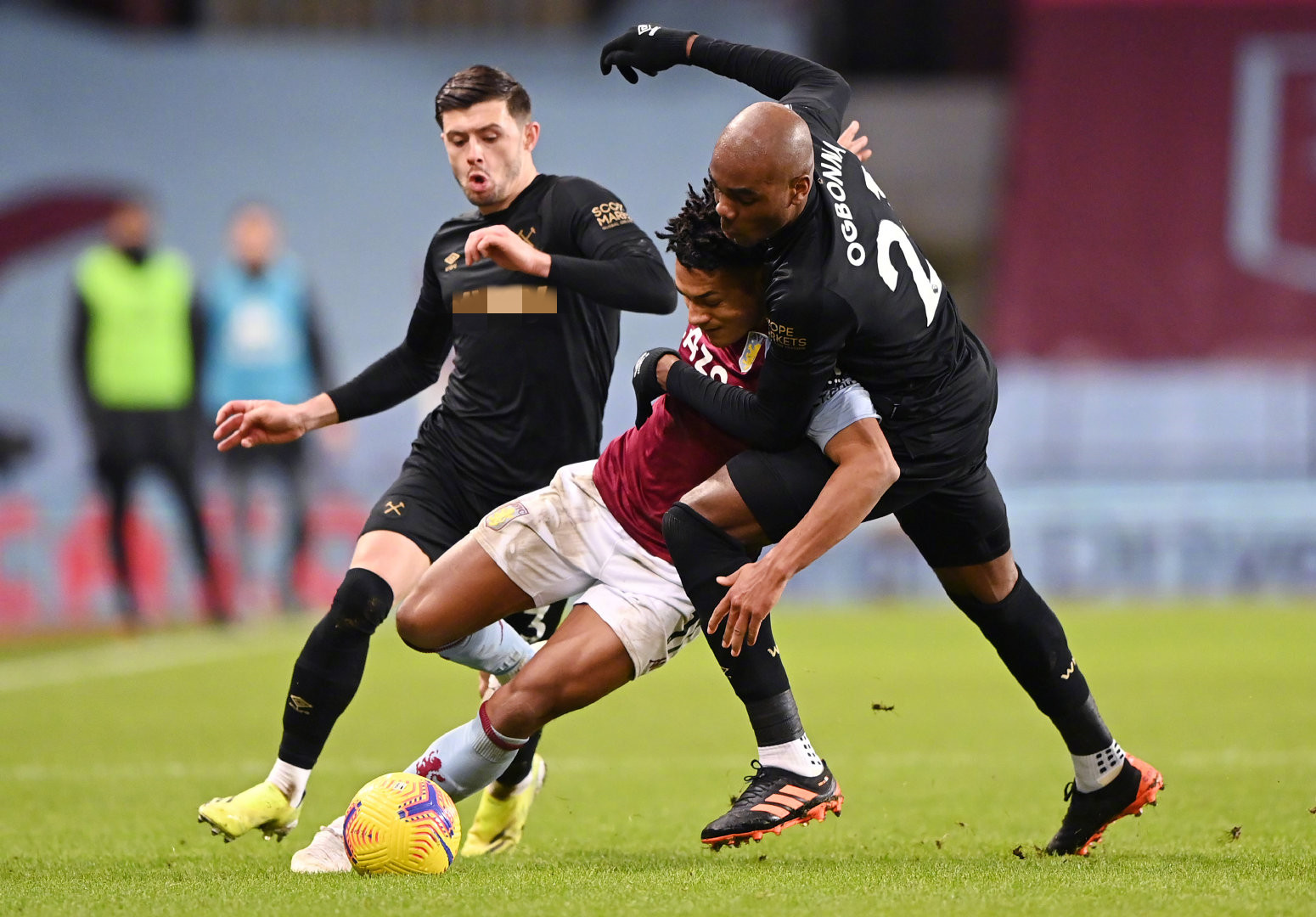 展示了他无 展示了他无