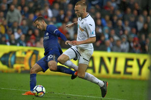 简单的恭维 简单的恭维