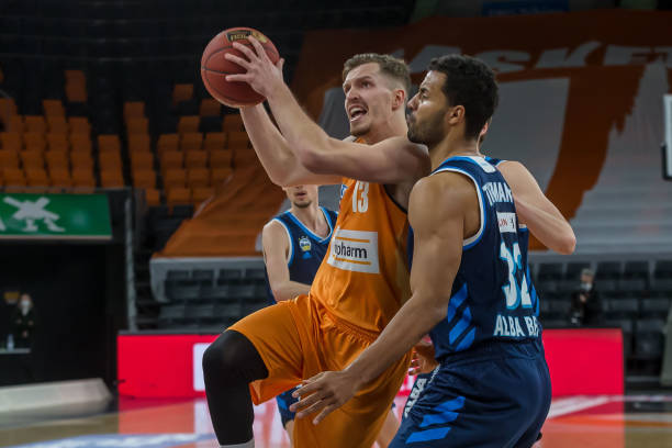 在对阵对手 在对阵对手